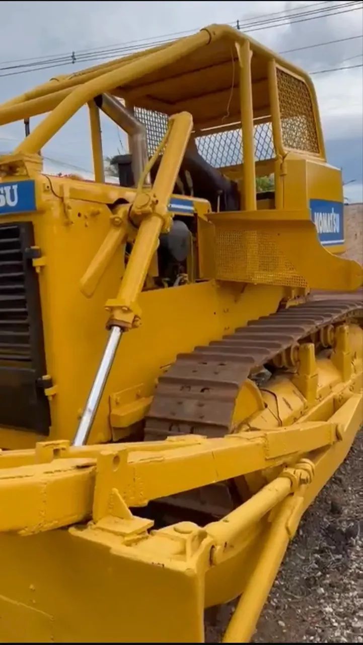 Trator de Esteiras D-50 Komatsu  - Foto 2