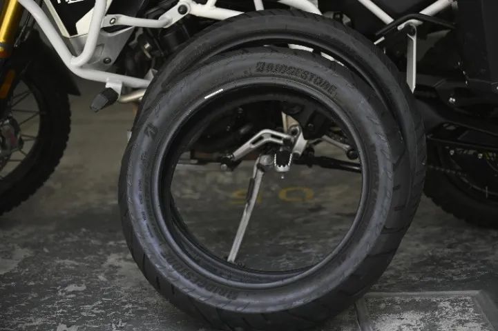 Tiger 900 Rally Pro 2022 | PPF + Acessórios (Com ou Sem Baús GIVI) - Foto 14