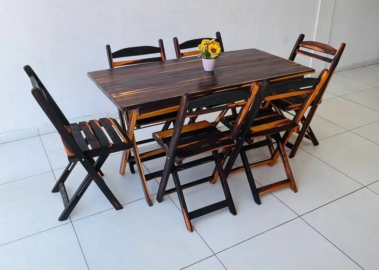 Mesa 1,40x70 dobrável com 6 cadeiras  - Foto 2