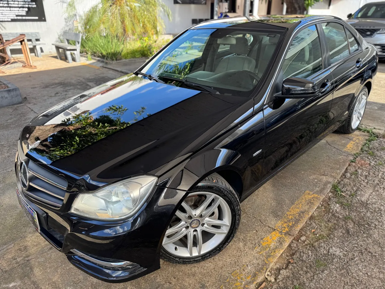 MERCEDES-BENZ C-180 CGI CLASSIC 1.8 TURBO 2011/2012 LINDA CONFIGURAÇÃO