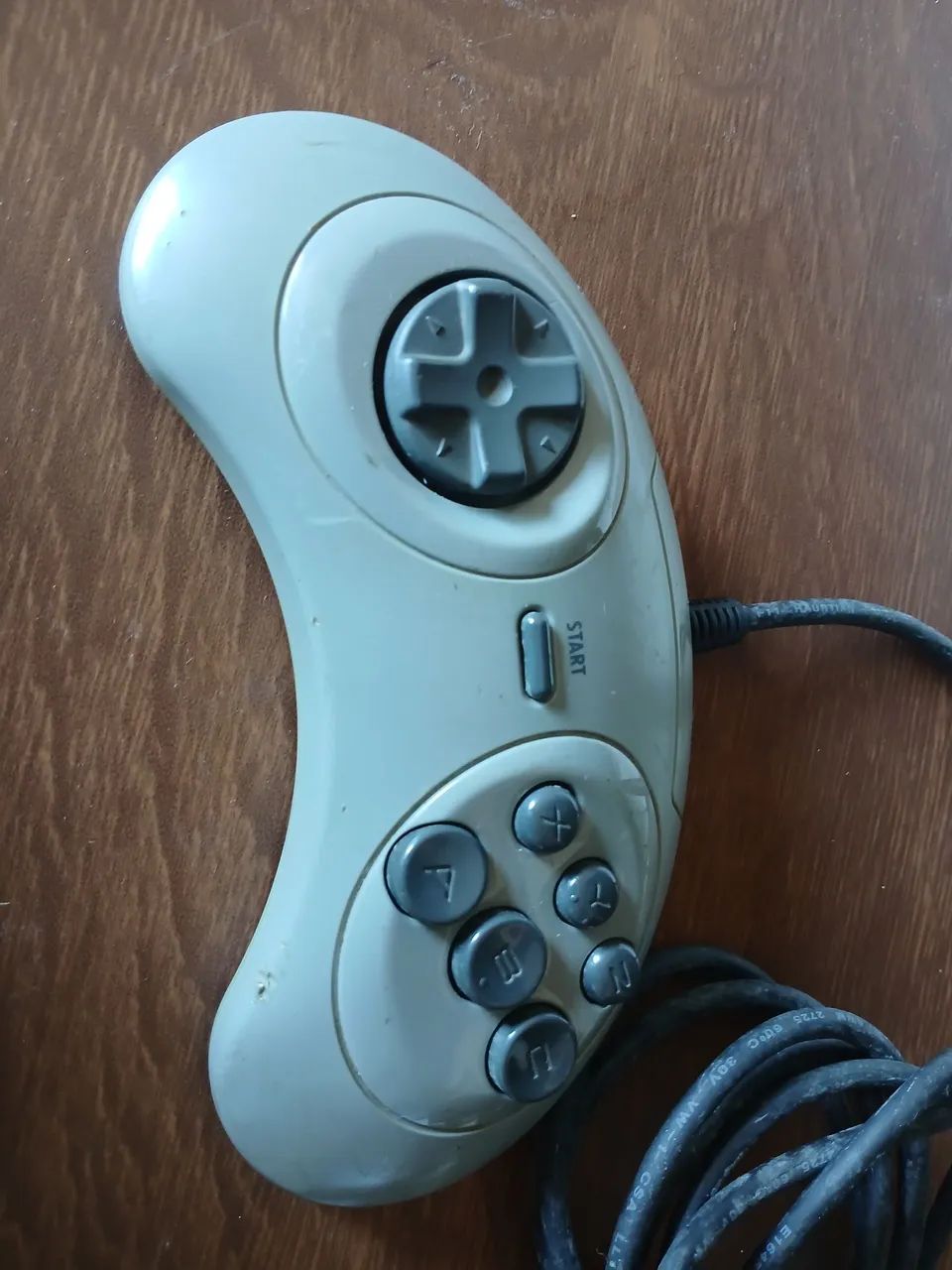 CONTROLE MEGA DRIVE 6 BOTÕES  - Foto 2