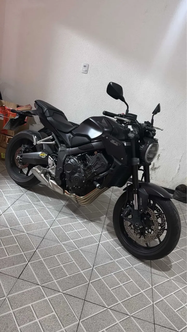CB 650 muito zera