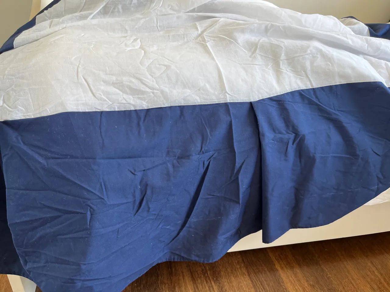 Saia cama solteiro azul lençol 