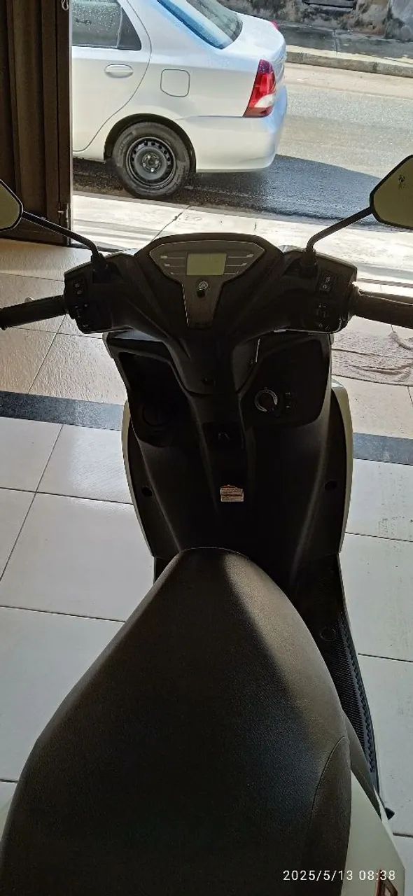 YAMAHA FLUO 125 - Foto 2
