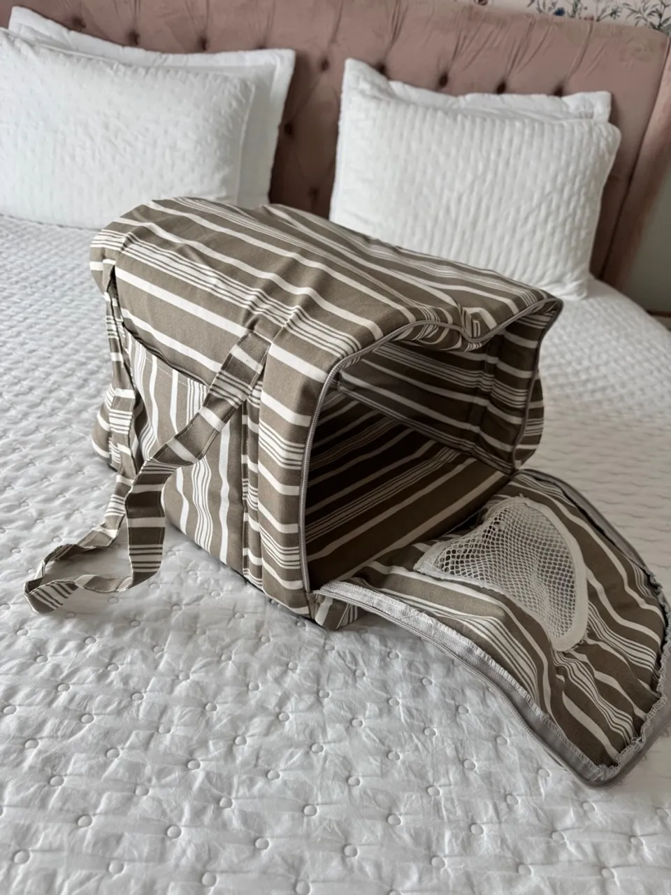 Cama de viagem para cachorro