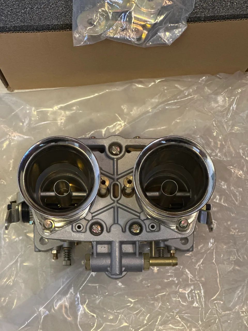 Carburadores Môdelos Weber 45 (02 unidades) + Coletores (02 unidades)  - Foto 3