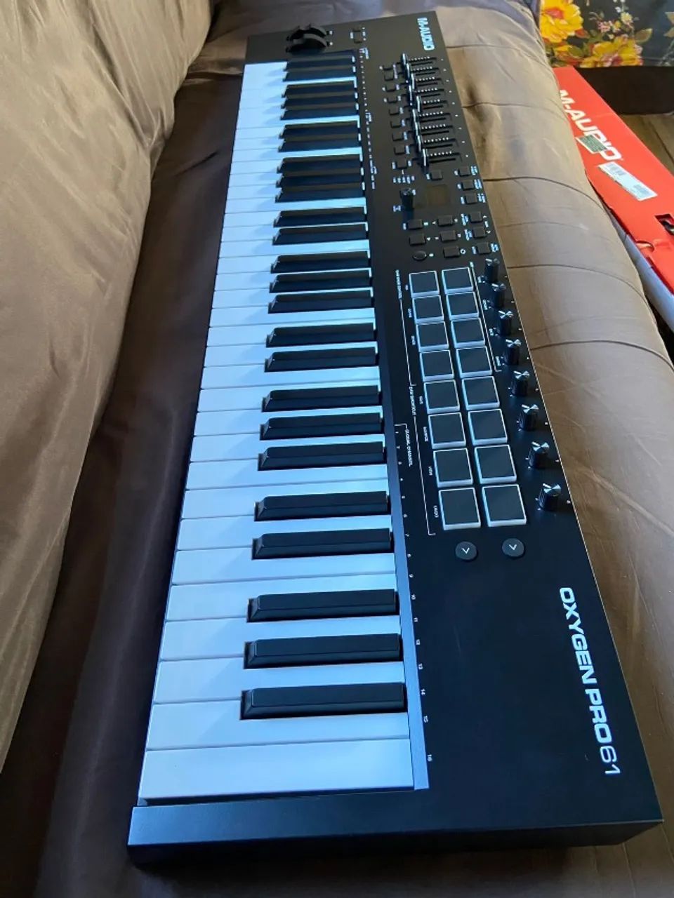 Teclado Controlador Midi M-Audio Oxygen Pro 61 (Oportunidade)  - Foto 2