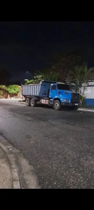 Volvo EDC 360 6x4 já com serviço pra ganhar dinheiro  - Foto 2