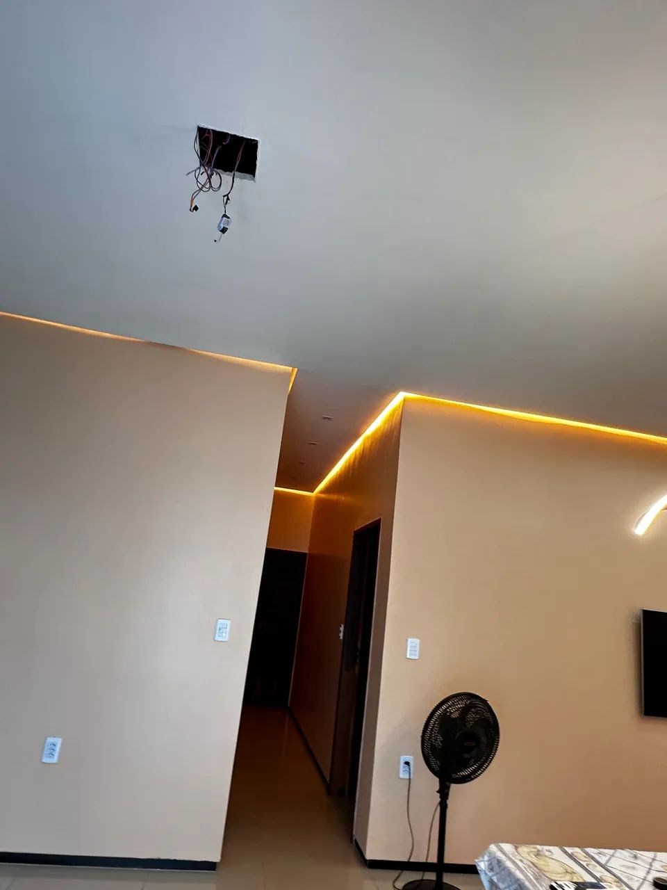 Gesso elétrica e pintura  - Foto 4