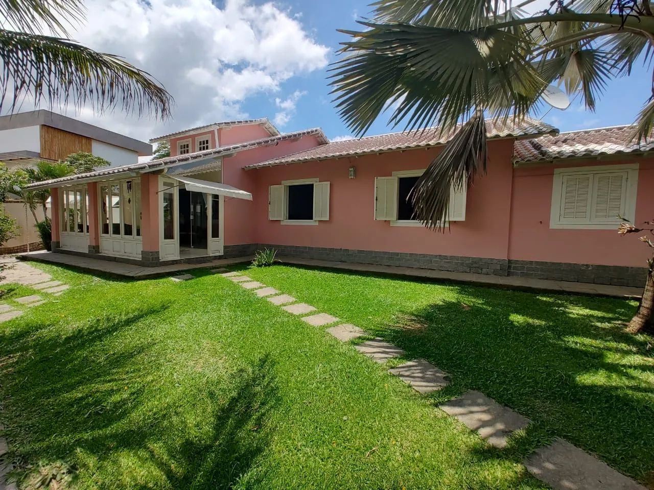 Vendo linda casa em Miguel Pereira - Bairro Alto da Boa Vista