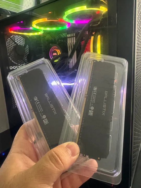 Memória RAM Ballistix 8GB DDR4 2666MHz (Cada)