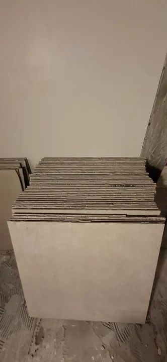 Porcelanato Usado - 38 peças inteiras - Foto 3