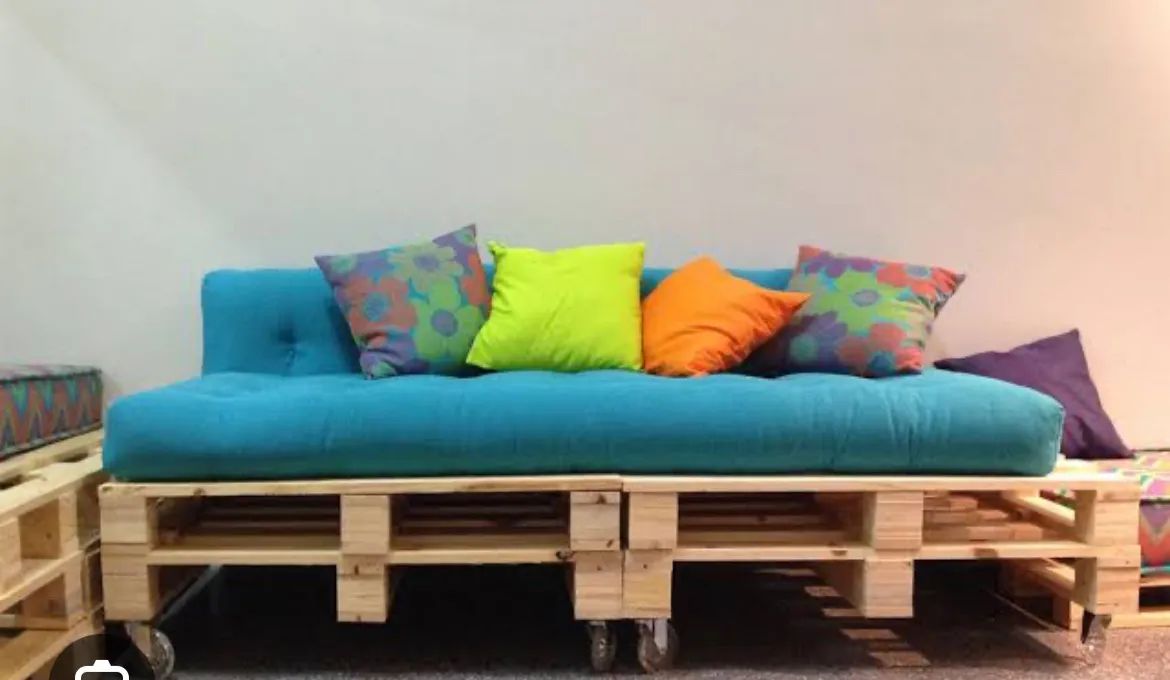 ALMOFADÃO PRETO - para utilizar em pallet ou no chão 