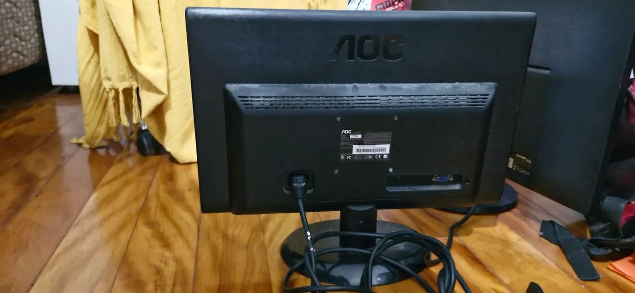 Monitor AOC 19'' Polegadas - Usado - Foto 2