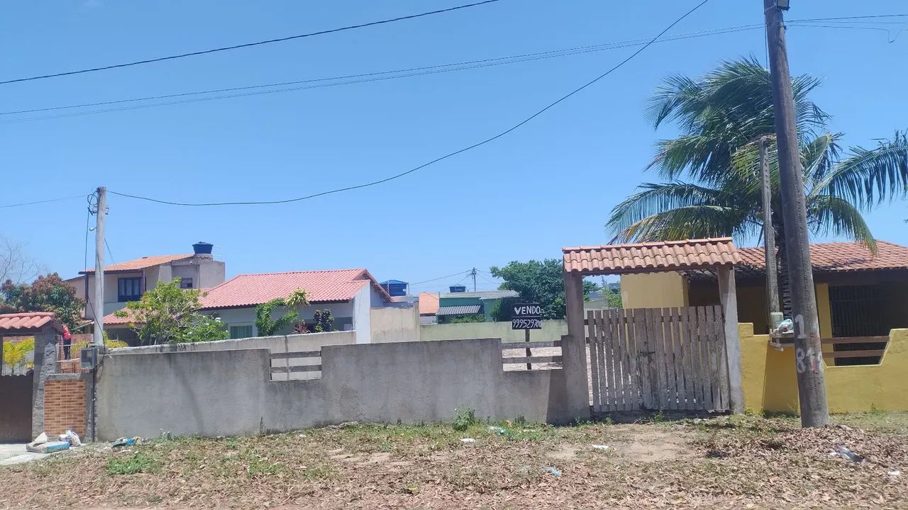 Vendo terreno em Chapéu do Sol murado 