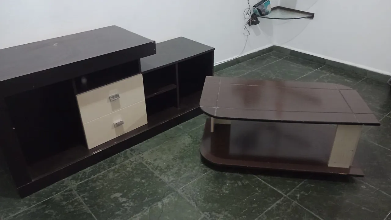 Conjunto Sala Rack e Mesa de Centro