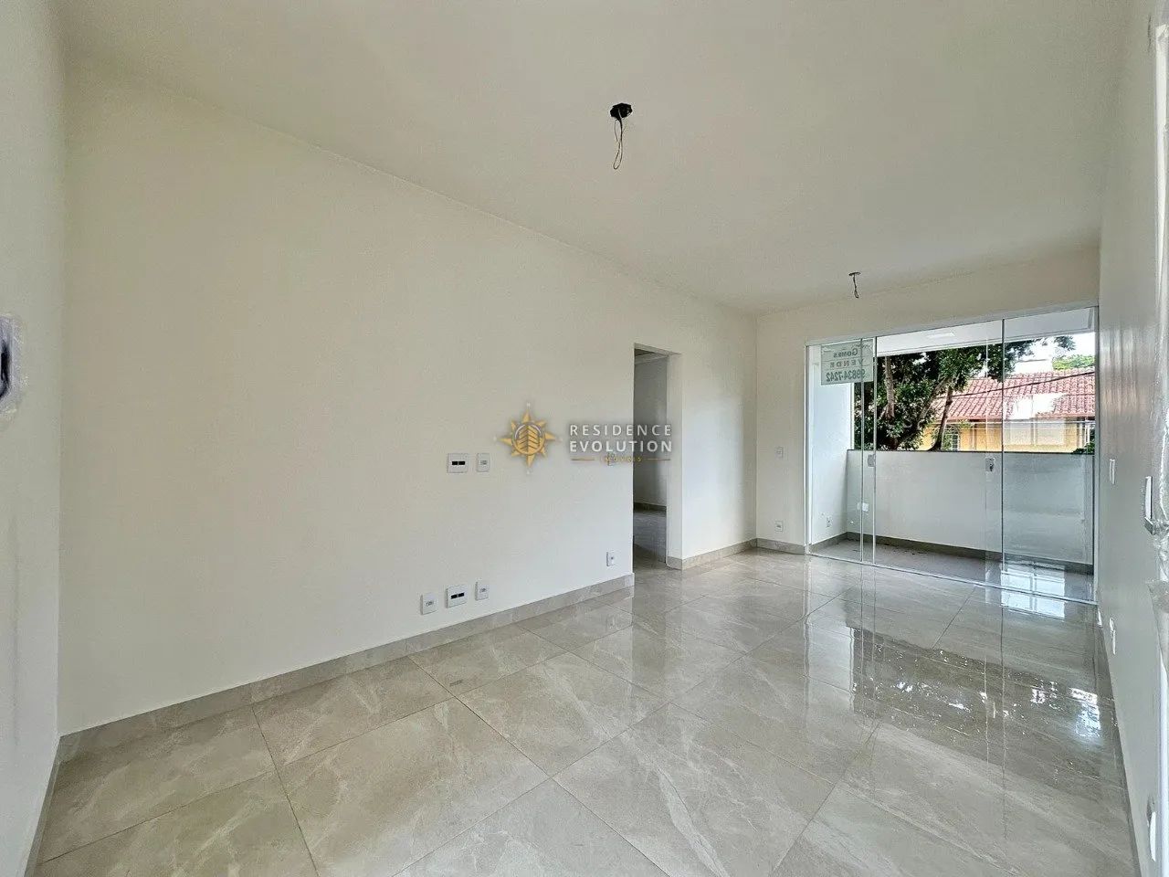 Apartamento com Área privativa - 3 Quartos sendo 1 Suíte - 2 Vagas sob pilotis - Planalto - Foto 4