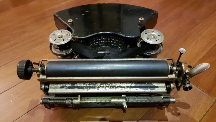 Maquina de Escrever Adler 7 de 1900 Completa e Funcionando - Foto 5