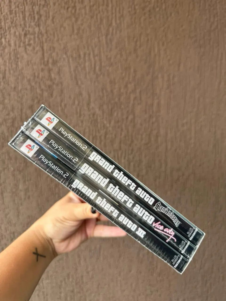 GTA trilogy Ps2 Lacrado Original  - Foto 2