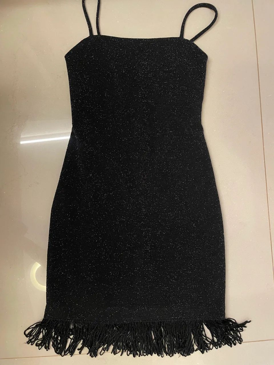 Vestido lurex com franjas 