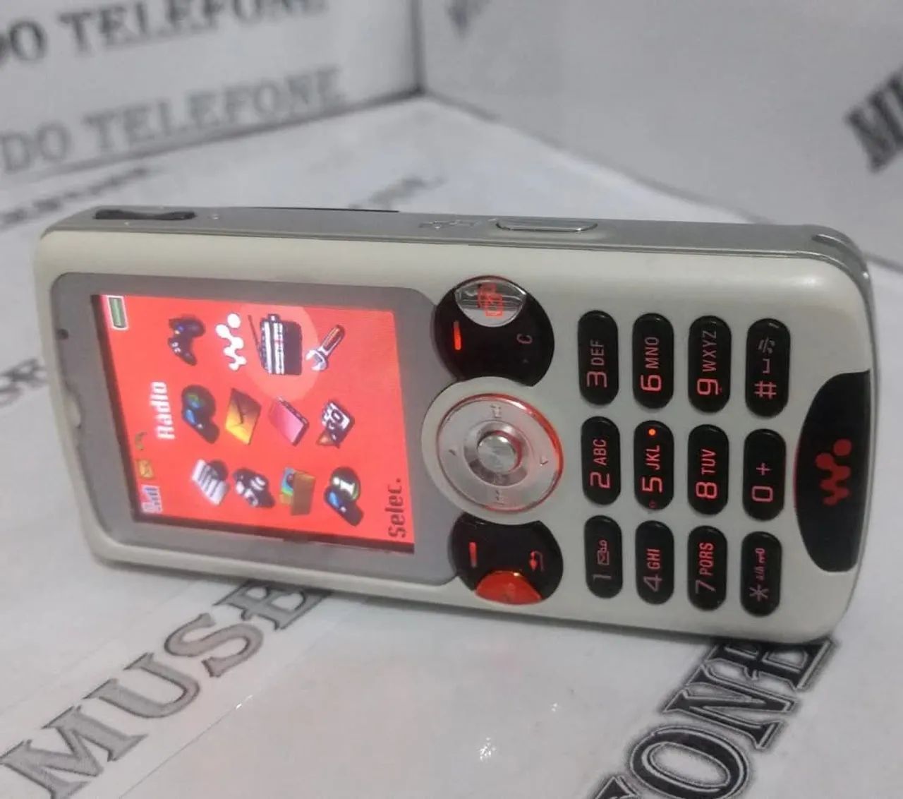 SONY ERICSSON w810 celular antigo RELIQUIA único walkman  - Foto 3