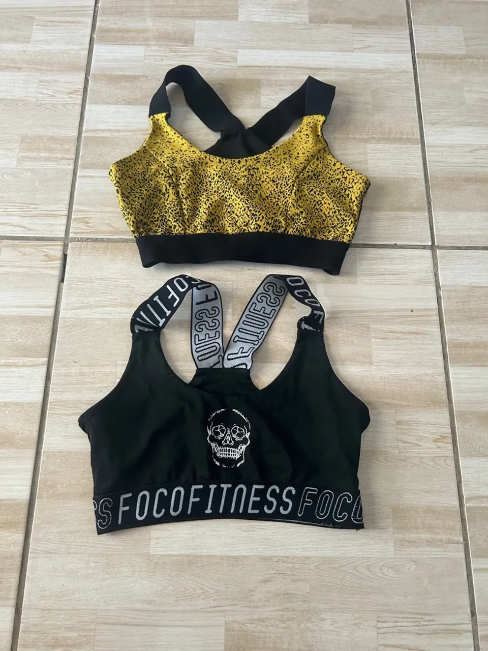 Top Fitness com Estampa Animal Print e Caveira