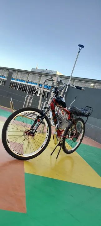 TROCO OU VENDO MOTORIZADA 80CC - Foto 2