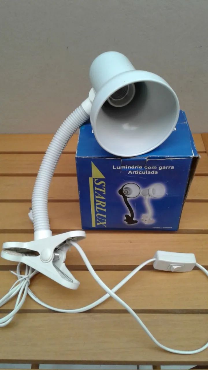 Luminaria com garra articulada Starlux