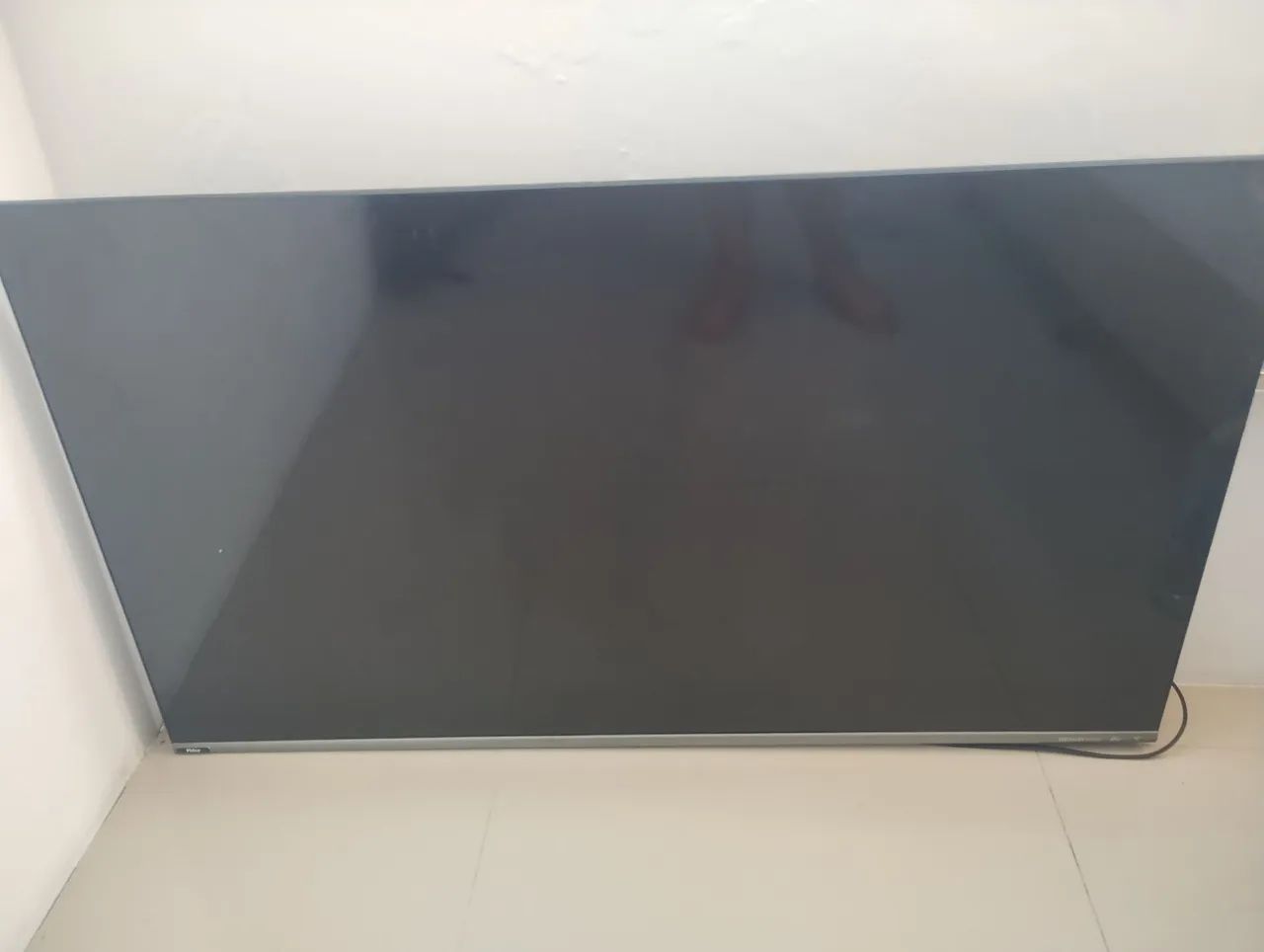 Vendo tv de 50 polegadas, não está funcionando, tela com defeito 