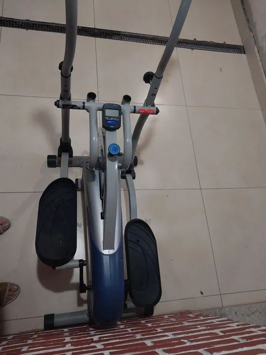 Elíptico Poli Shop - Ótimo estado! - Foto 5
