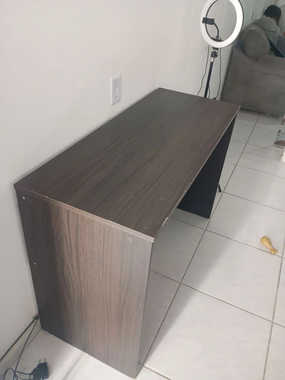 Mesa para computador - em bom estado64706404927745123