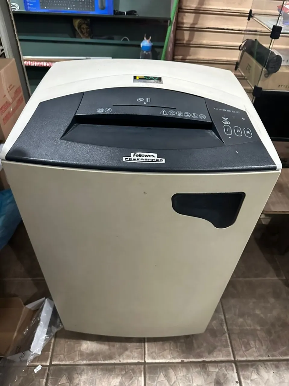 FRAGMENTADORA DE PAPEL - 10 FOLHAS FELLOWES