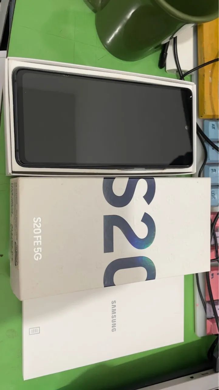 Samsung Galaxy S20FE 