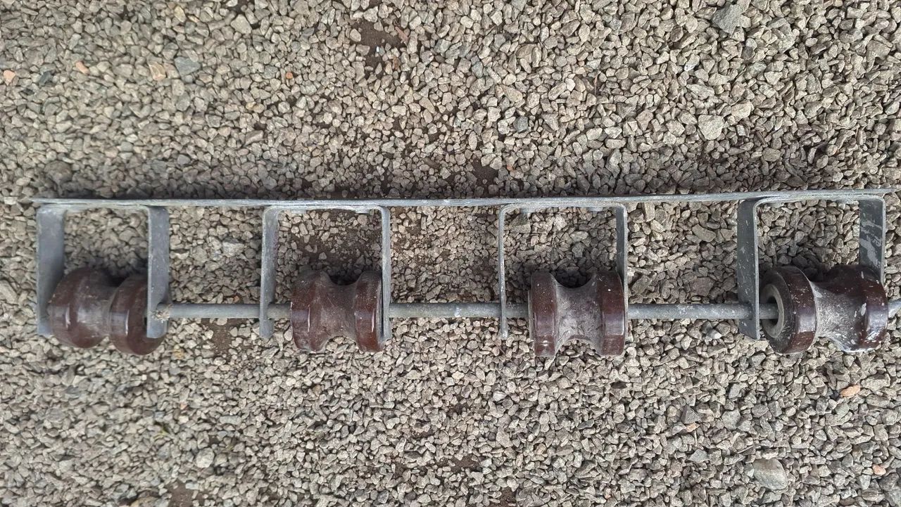 Isoladores para Rede Elétrica64706688779779121