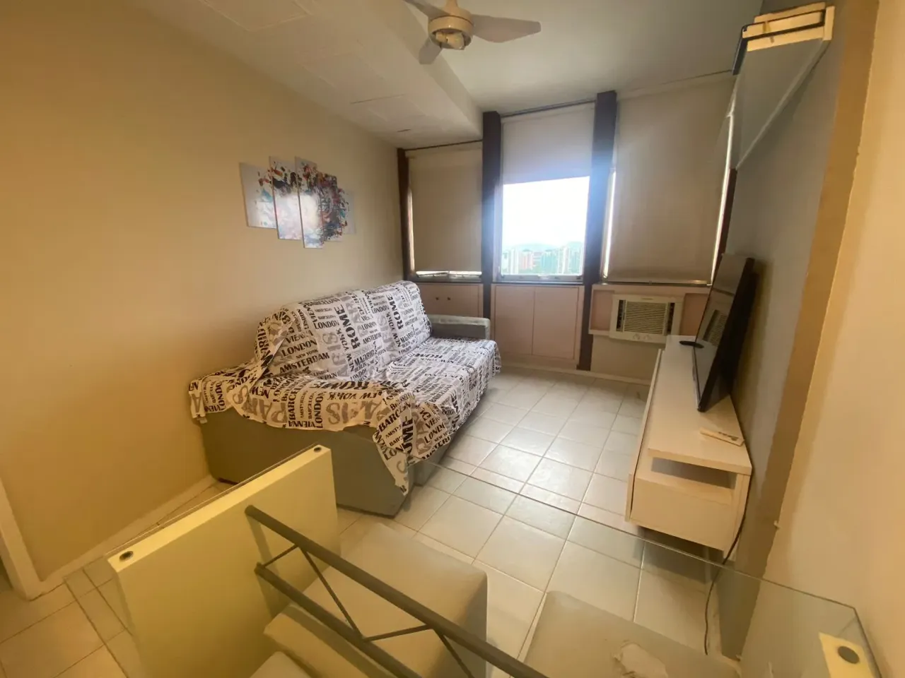 Imóvel para venda possui 40 metros quadrados com 1 quarto em Barra da Tijuca - Rio de Jane