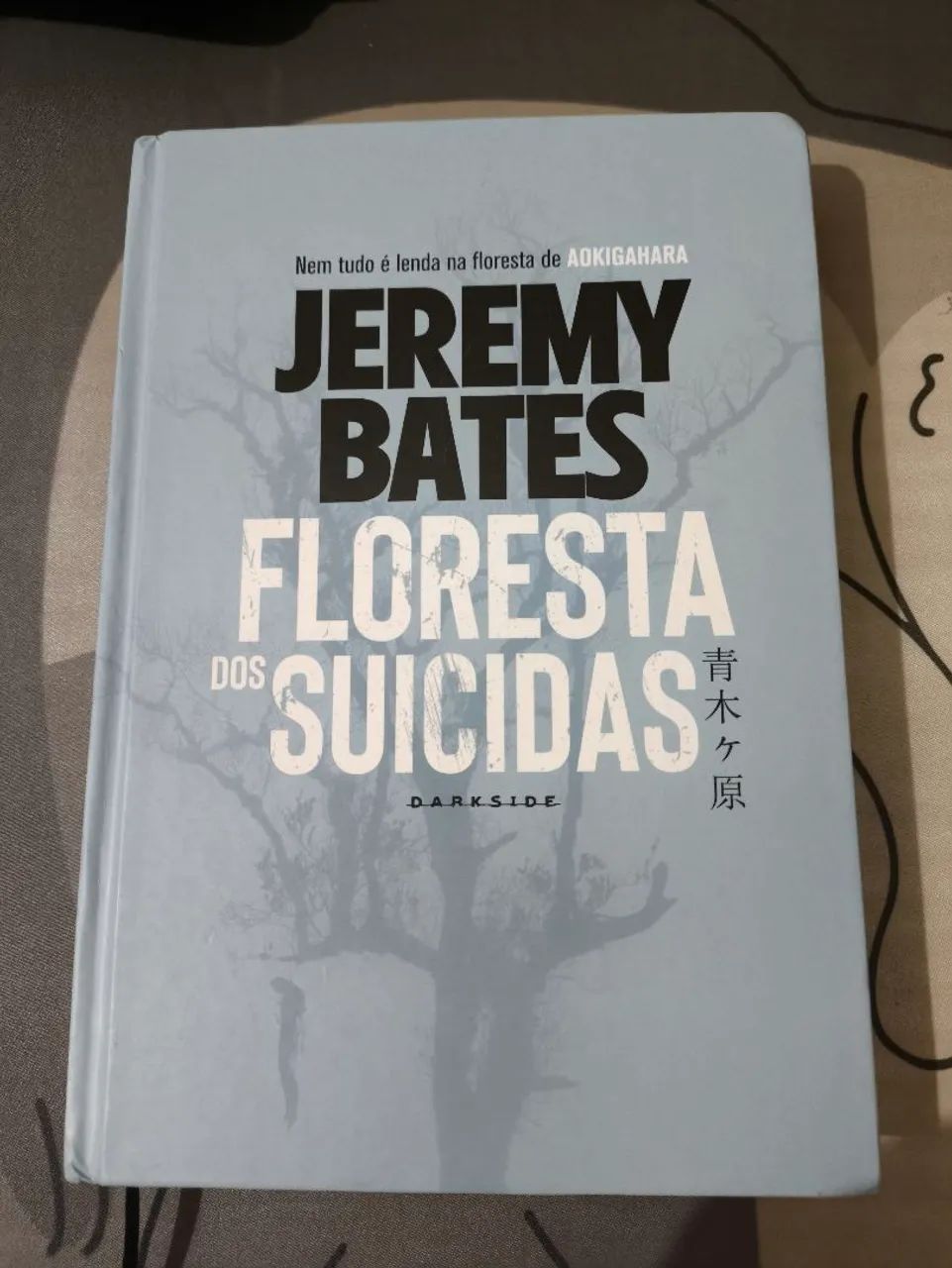 Livro Floresta dos Suicidas - Jeremy Bates