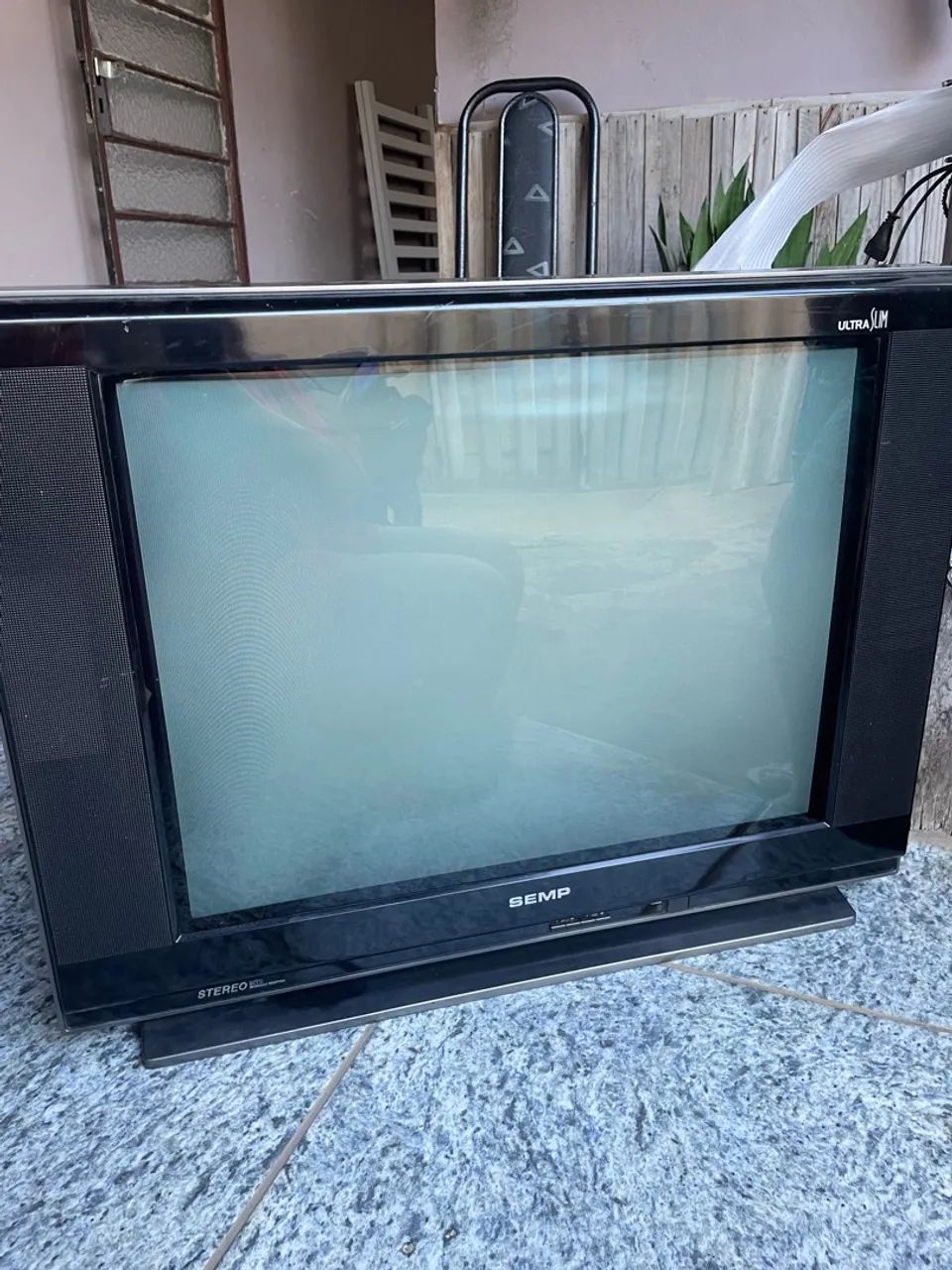 Ótimo estado , vai junto com o conversor 