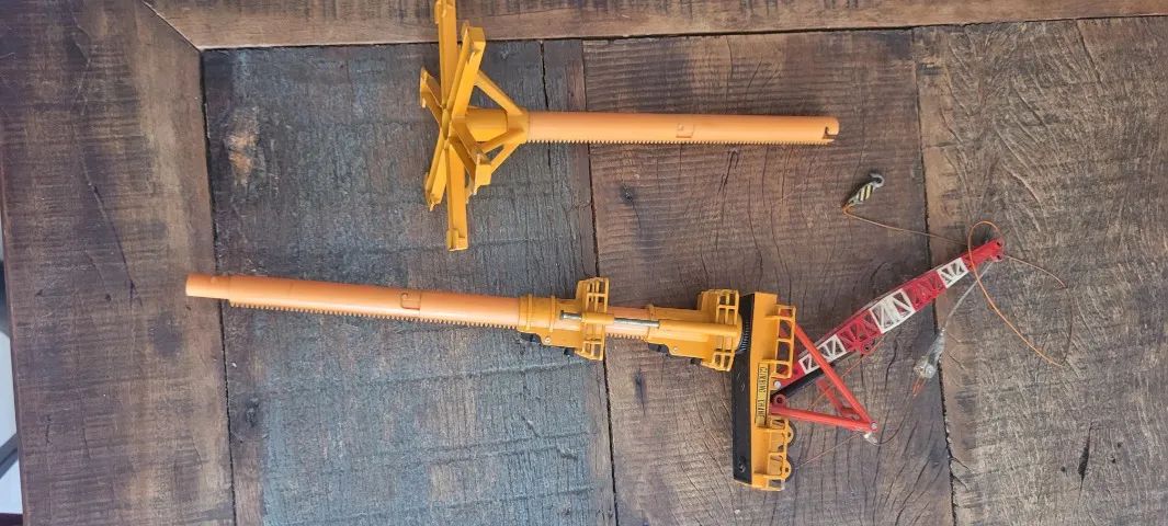 Guindaste brinquedo antiguidade Sinsei Hitachi - Foto 2