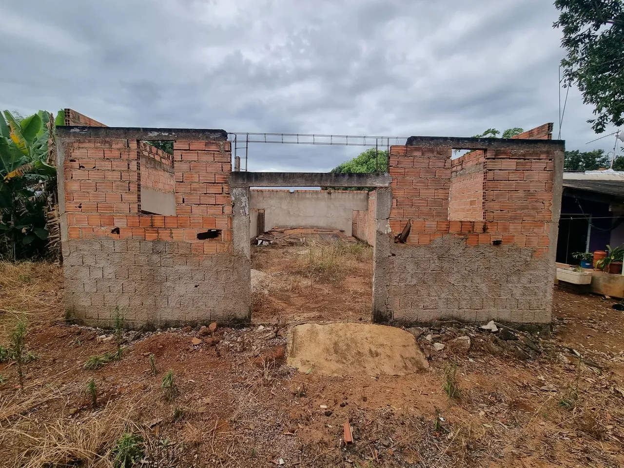 INVISTA NO SEU FUTURO: Terreno Perfeito para Seu Projeto dos Sonhos!