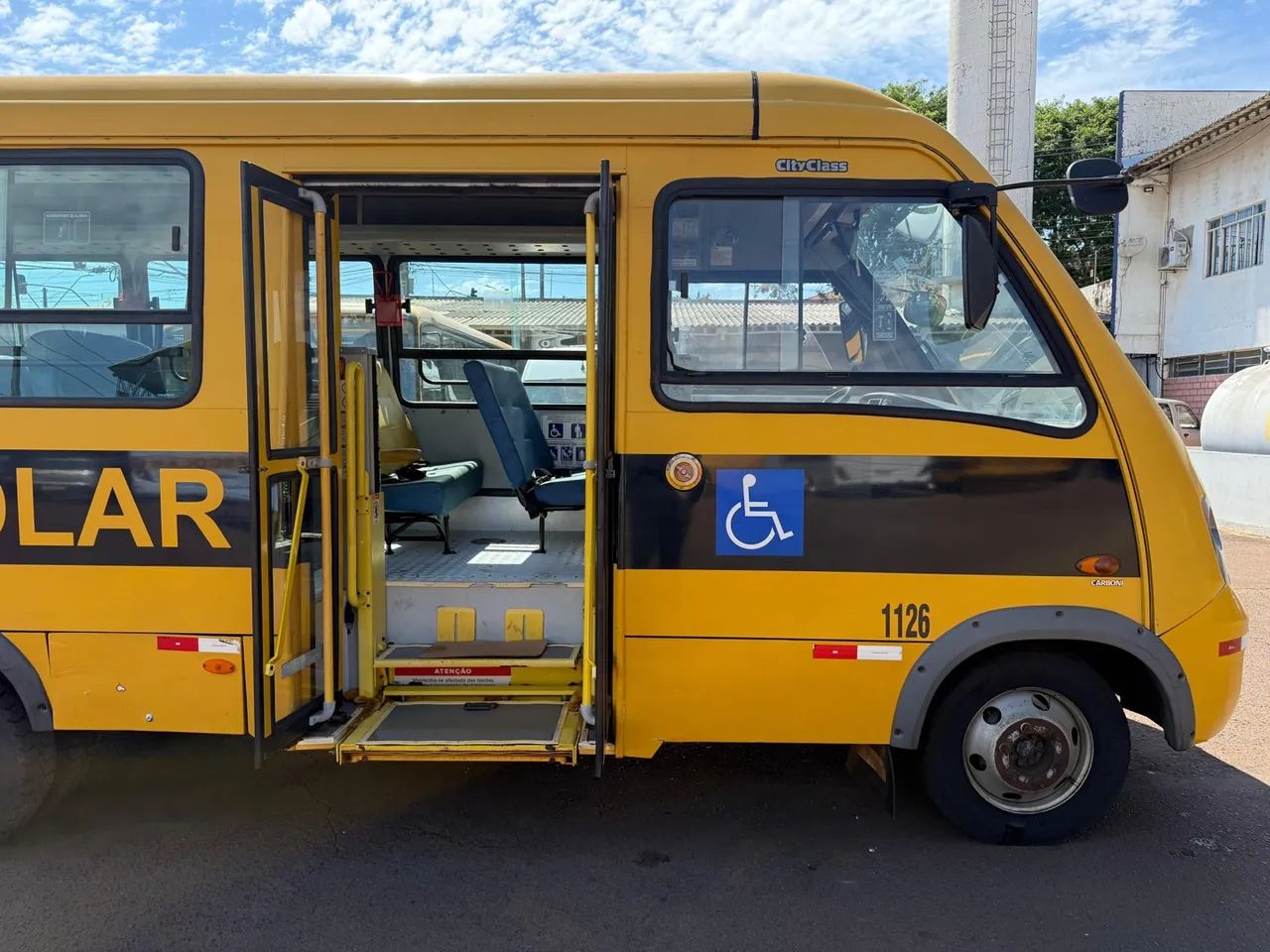 Microônibus escolar iveco cityclass ano 2014/2014 com 29 lugares em cascavel Paraná  - Foto 4