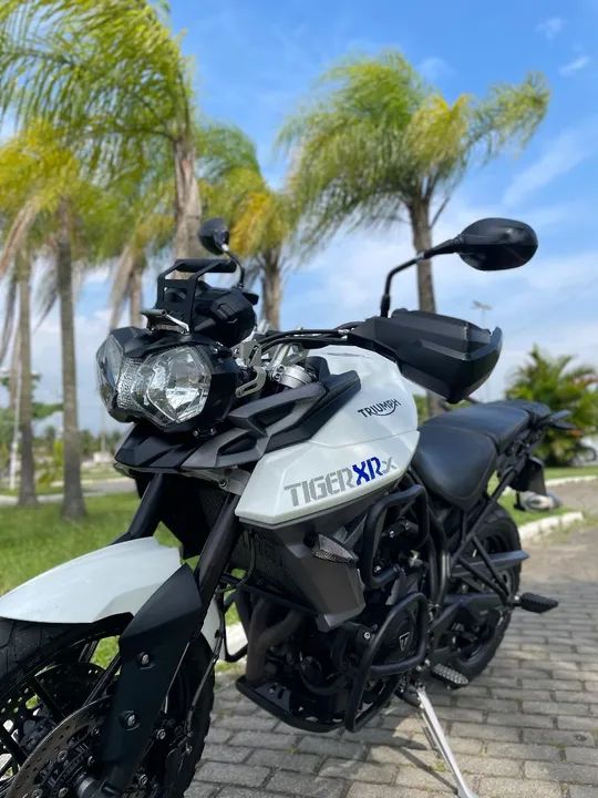 Triumph Tiger XRx 800 - Branca - Impecável - Foto 4