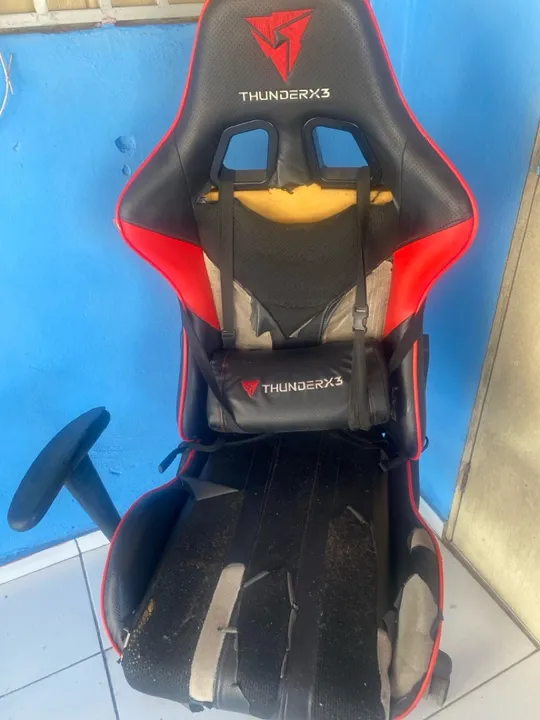 Cadeira Gamer ThunderX3 Usada