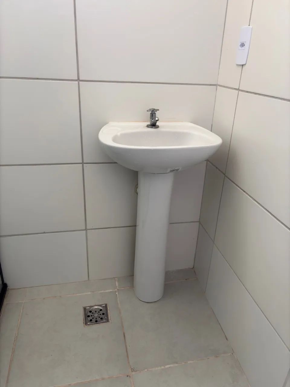 Vendo Pia de Banheiro 