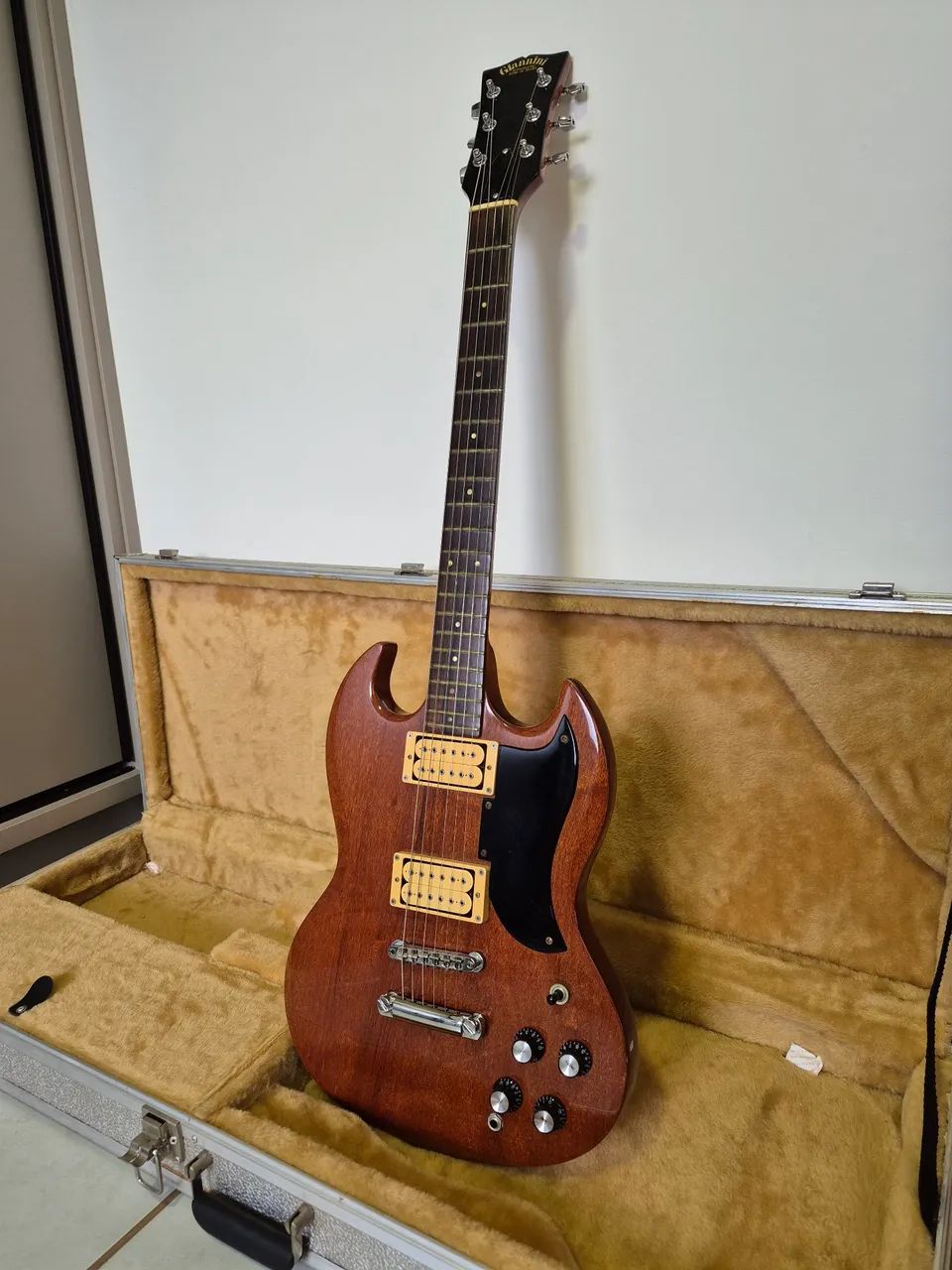 Guitarra Giannini SG - 80