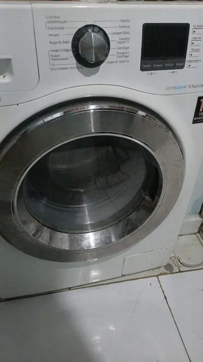 Máquina de Lavar e Secar EcoBubble LG 8.5kg