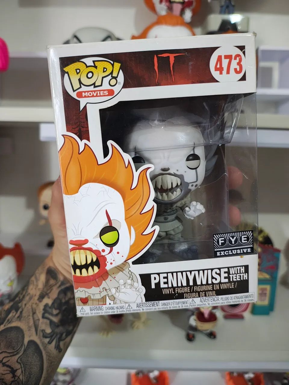 Funko Pop Pennywise (Black & White Fye) - #473