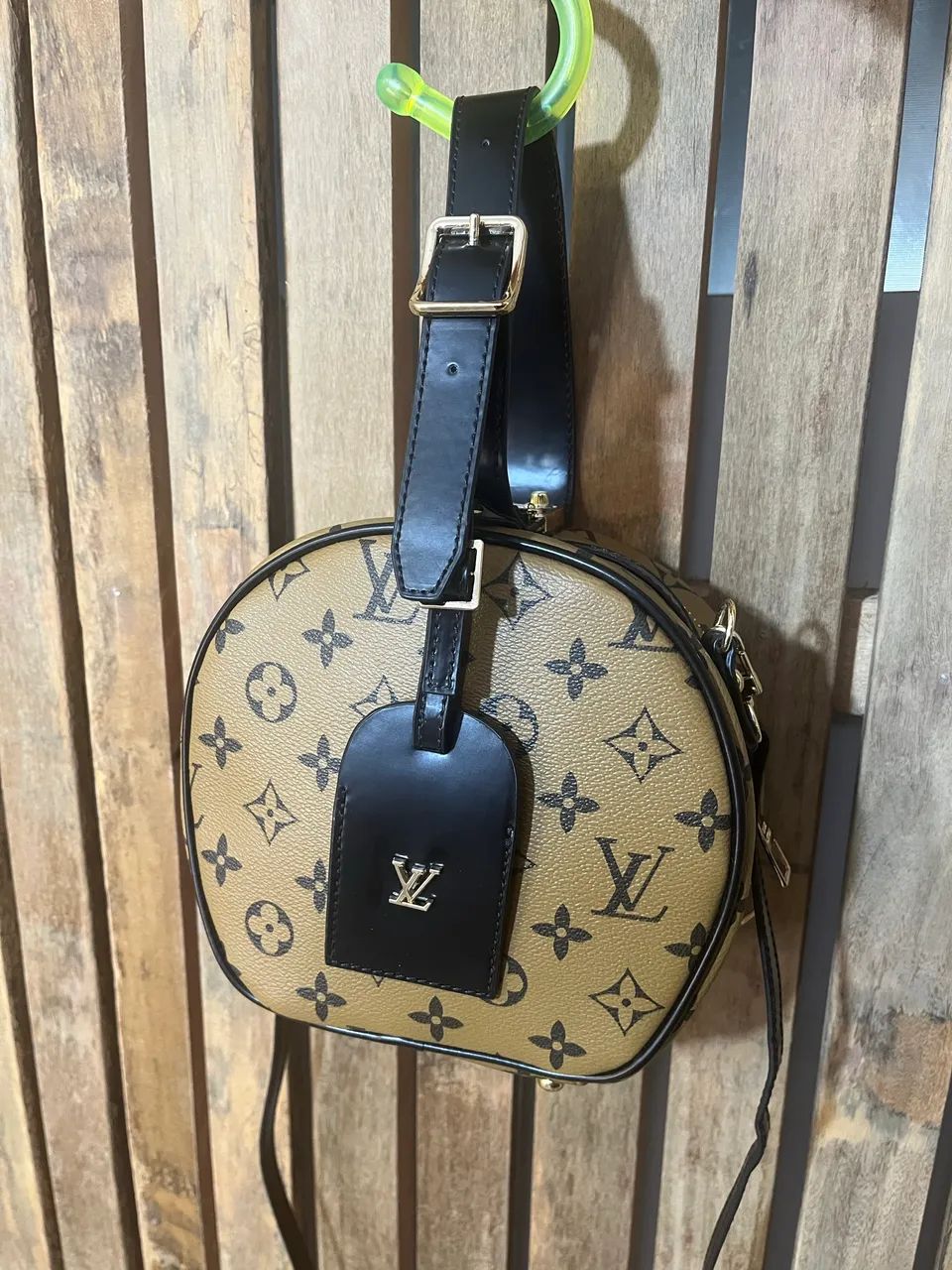 LV 