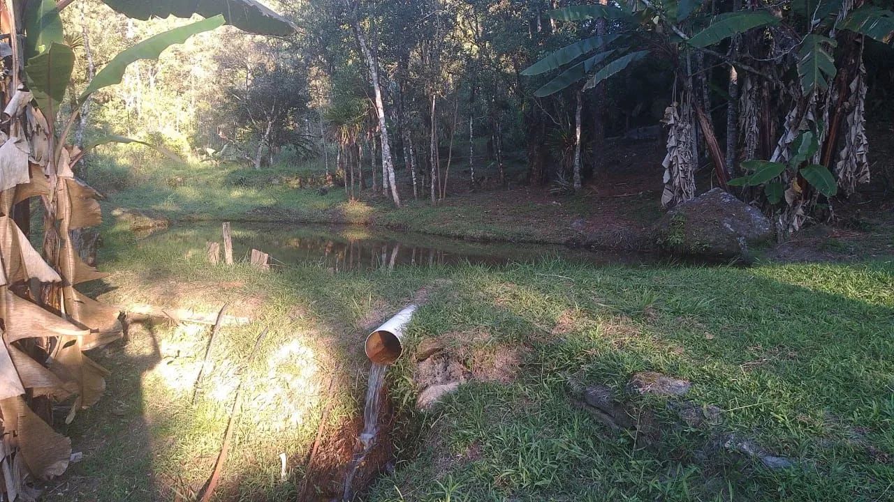 Chacara com lagos