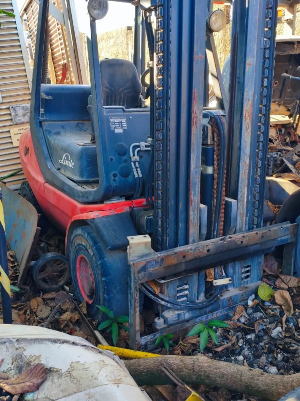 Empilhadeira para 3000Kg
