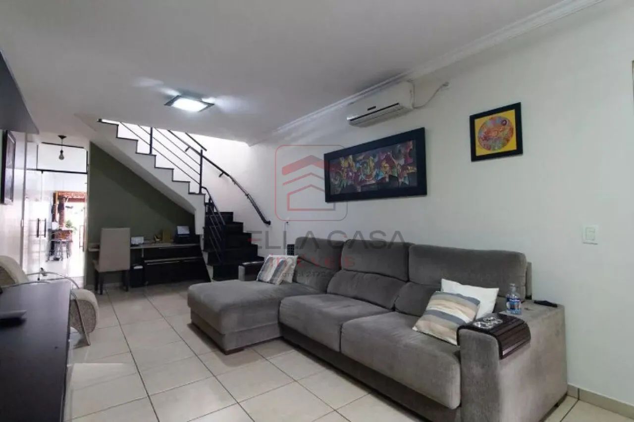Casa à venda com 200m², 3 quartos e 3 vagas - Foto 2